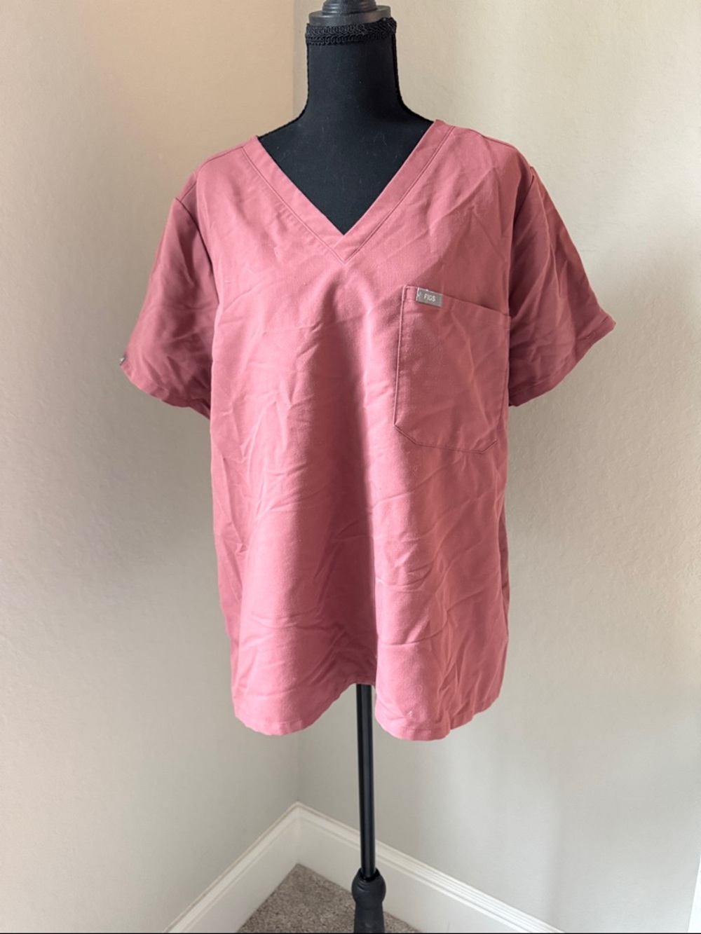 Figs Muted Rose V-Neck Scrub Top - Single Pocket